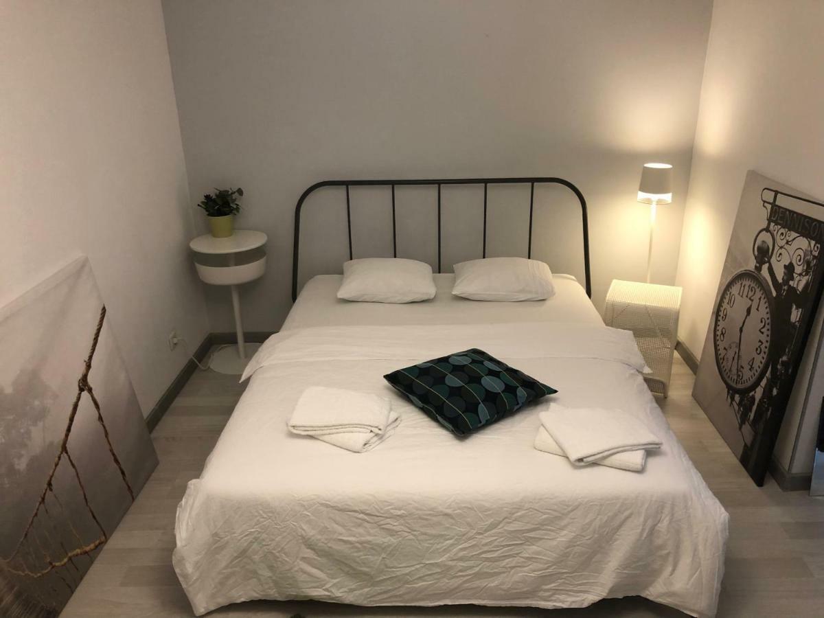 Green Apartment With Terrace 12 บูคาเรสต์ ภายนอก รูปภาพ