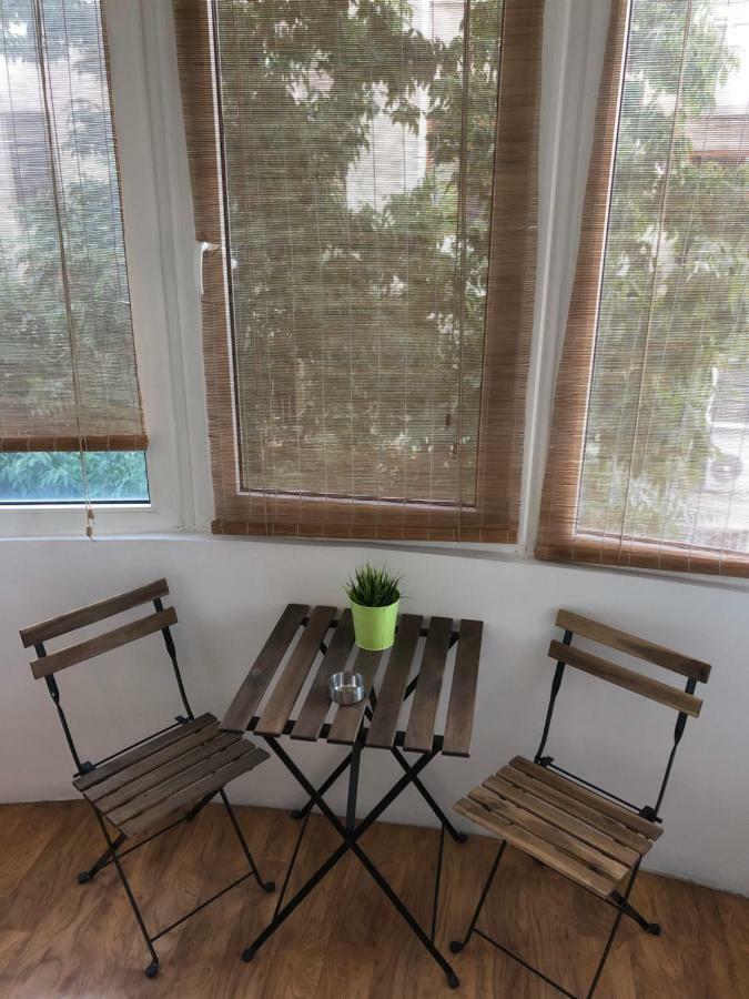 Green Apartment With Terrace 12 บูคาเรสต์ ภายนอก รูปภาพ