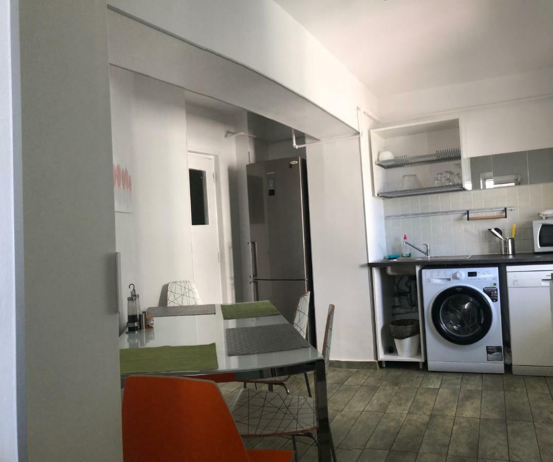 Green Apartment With Terrace 12 บูคาเรสต์ ภายนอก รูปภาพ